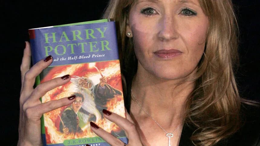Kim jest autor książki Harrego Pottera? Poznaj J.K. Rowling Kim jest autor książki Harrego Pottera? Poznaj J.K. Rowling