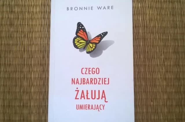 Poznaj prawdziwe cytaty o żalu umierających - 5 najważniejszych refleksji życia Poznaj prawdziwe cytaty o żalu umierających - 5 najważniejszych refleksji życia
